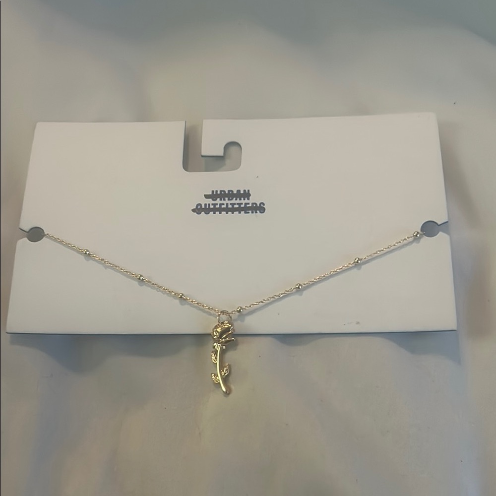 NWT‎ urban outfitters necklace